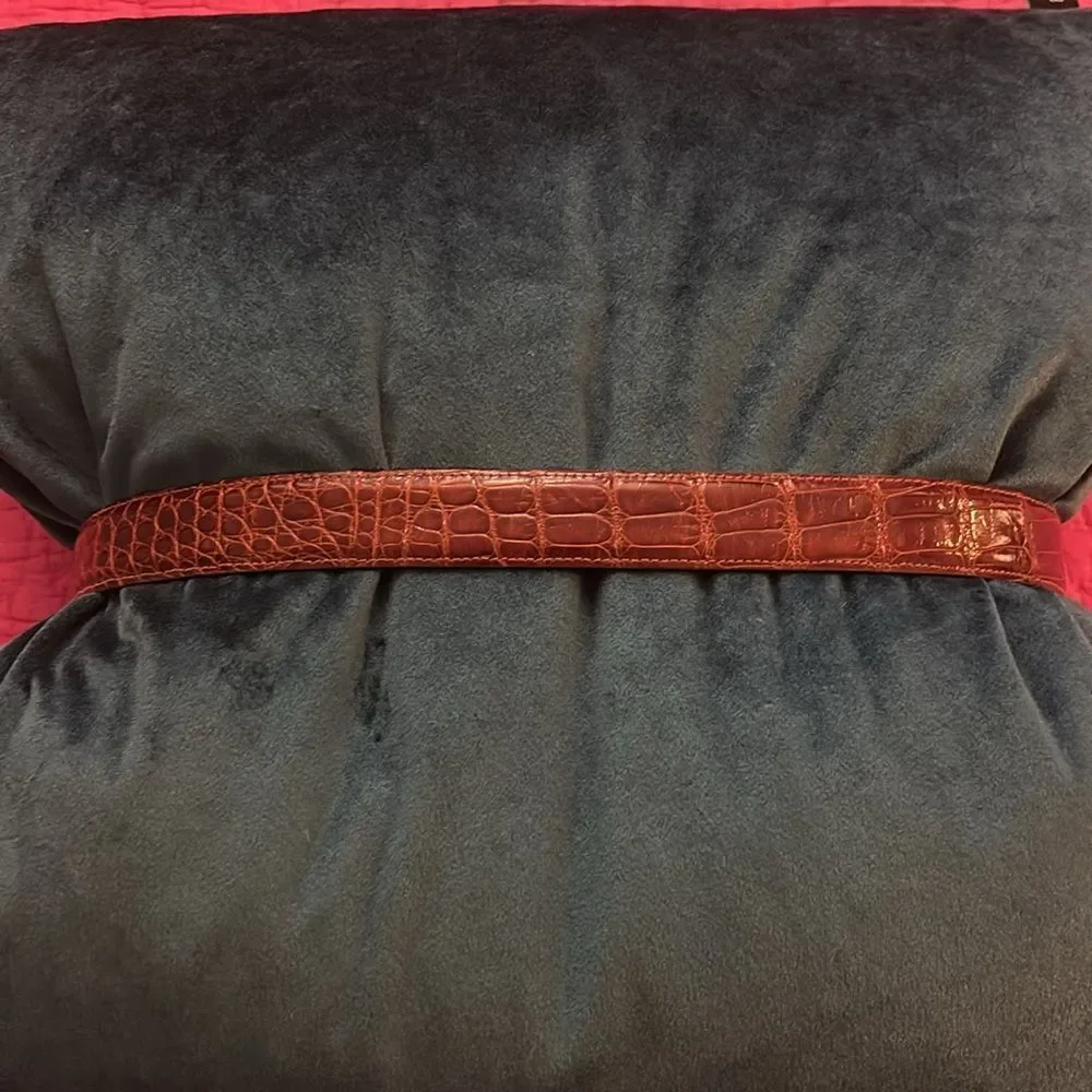 N/A luxurious alligator